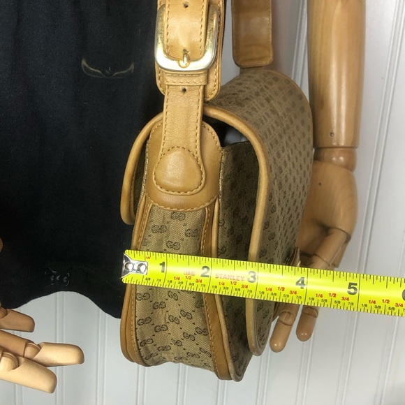 GUCCI GG Monogram Leather Canvas Single Flap Saddle Crossbody Shoulder Bag 21cm - Picture 12 of 17